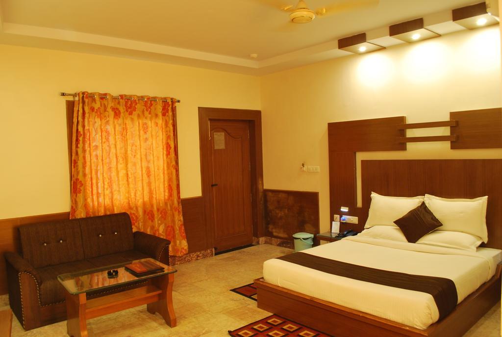Hotel Basera Brij Bhoomi Vrindāvan Eksteriør bilde