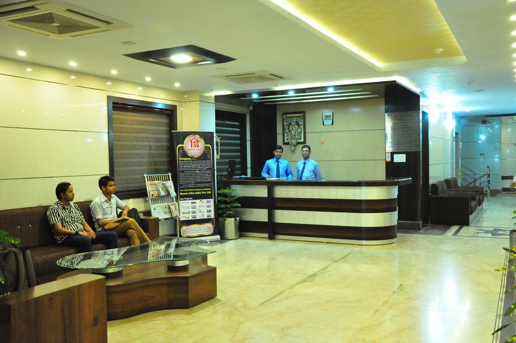 Hotel Basera Brij Bhoomi Vrindāvan Eksteriør bilde