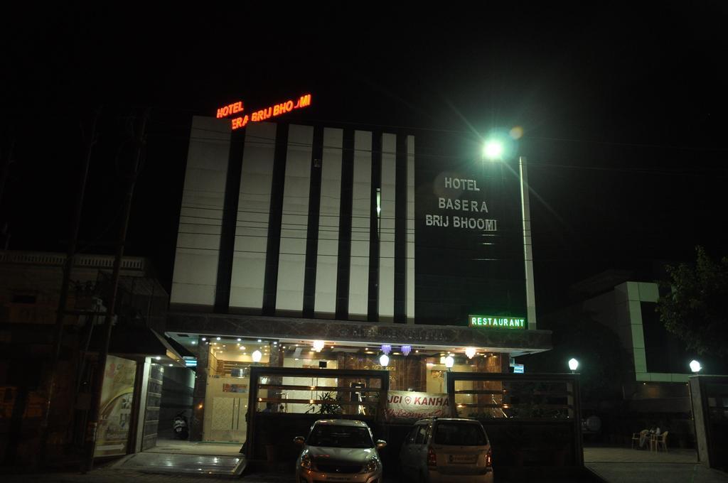 Hotel Basera Brij Bhoomi Vrindāvan Eksteriør bilde